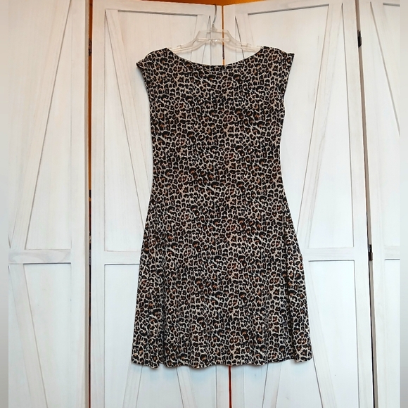 Heartbreaker Leopard Print Tie Front Knee Length Dress  - L - Picture 5 of 7